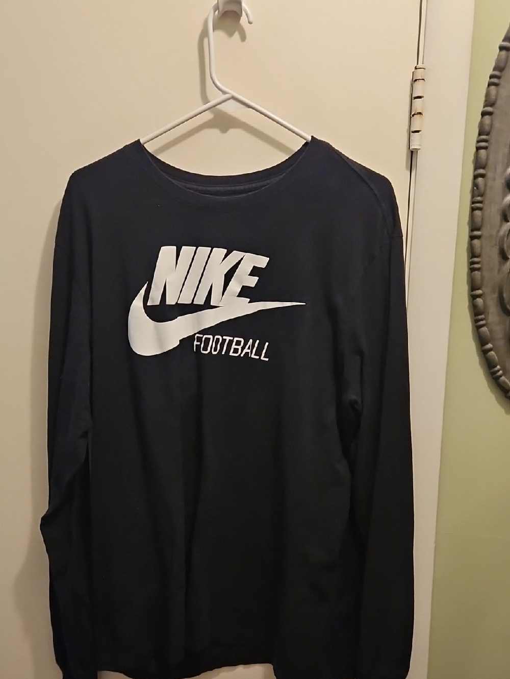 Nike Football Men's XL Long Sleeve Shirt